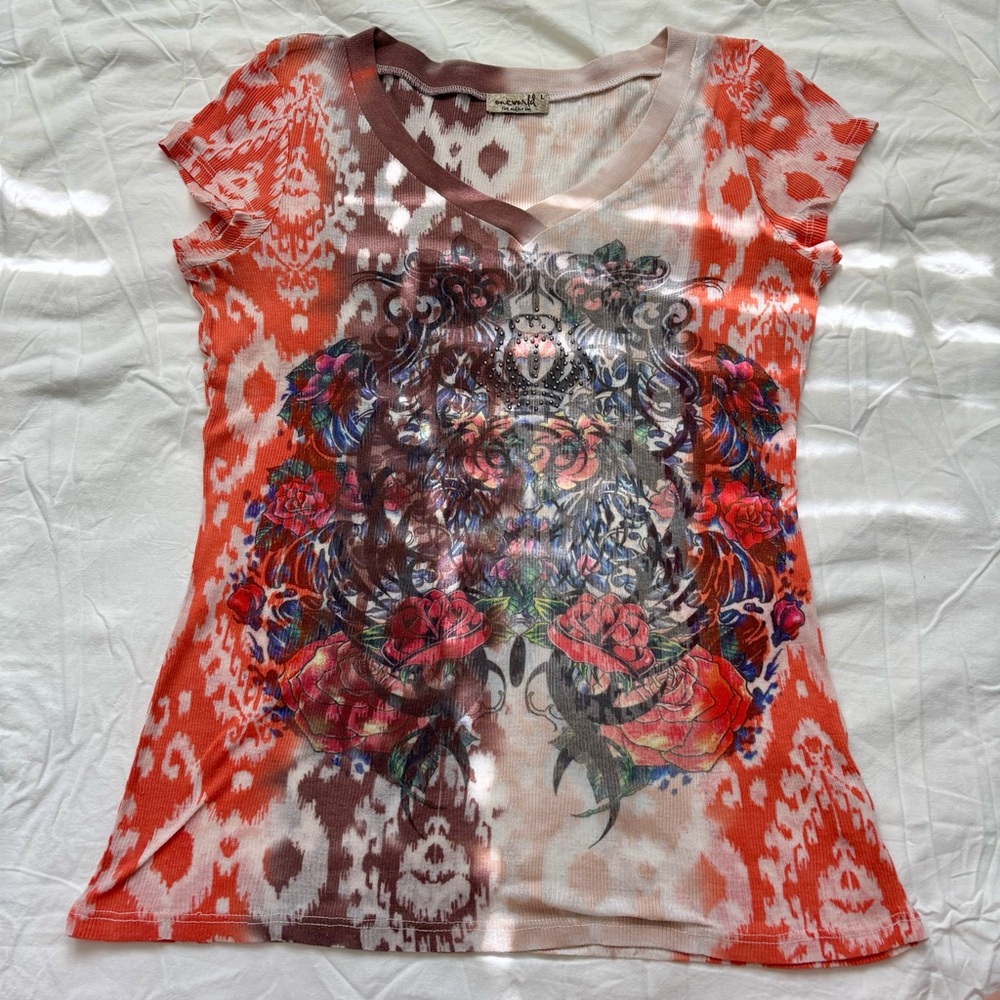 Vintage Women's Orange graphic t-shirt